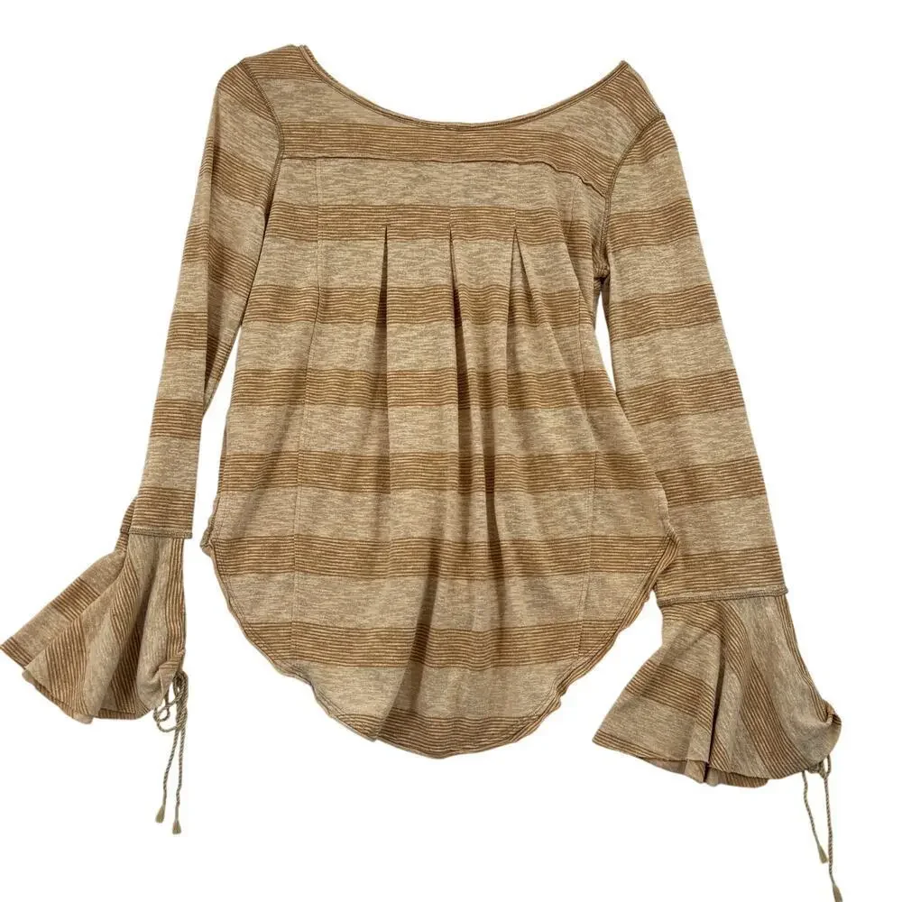 Free‎ People Blouse Size XS Tan Stripe Flare Sleeve Stretch Knit Oversized Boho
